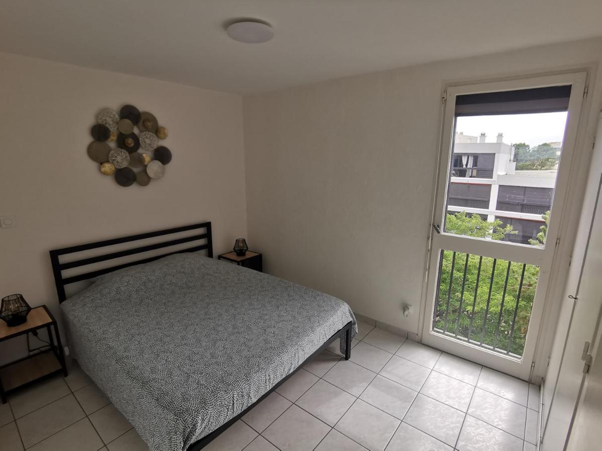 Appartement Refait A Neuf, Climatise Avec Vue Mer Et Montagne, Avec Place De Parking Privative Saint-Cyprien  Exterior foto